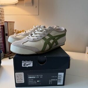 Onitsuka Tiger Mexico 66 Vin by Asics Cream and Sage Sneakers